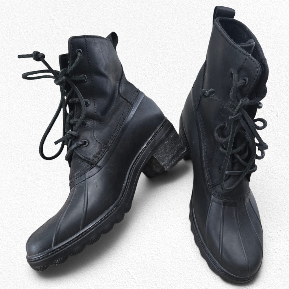 Sperry Black Leather Saltwater 1.5 Inch Heeled Duck Boots Size 9.5 STS85478